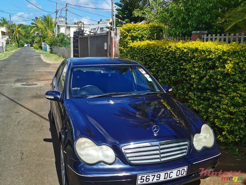 2000' Mercedes-Benz C-Class photo #3