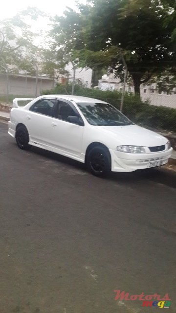 1998' Mazda 323 photo #1