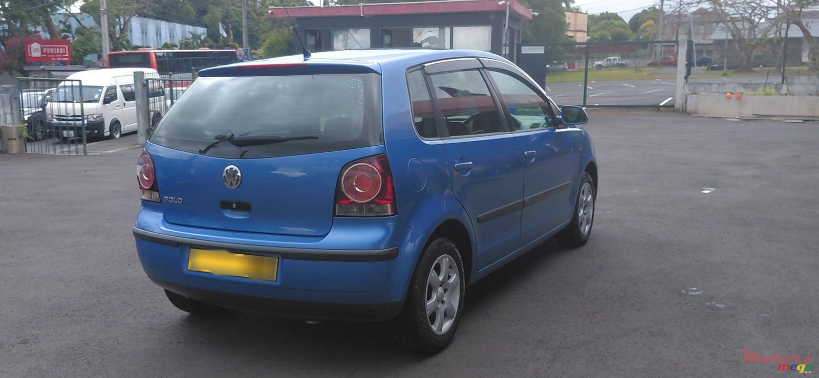 2008' Volkswagen Polo photo #5