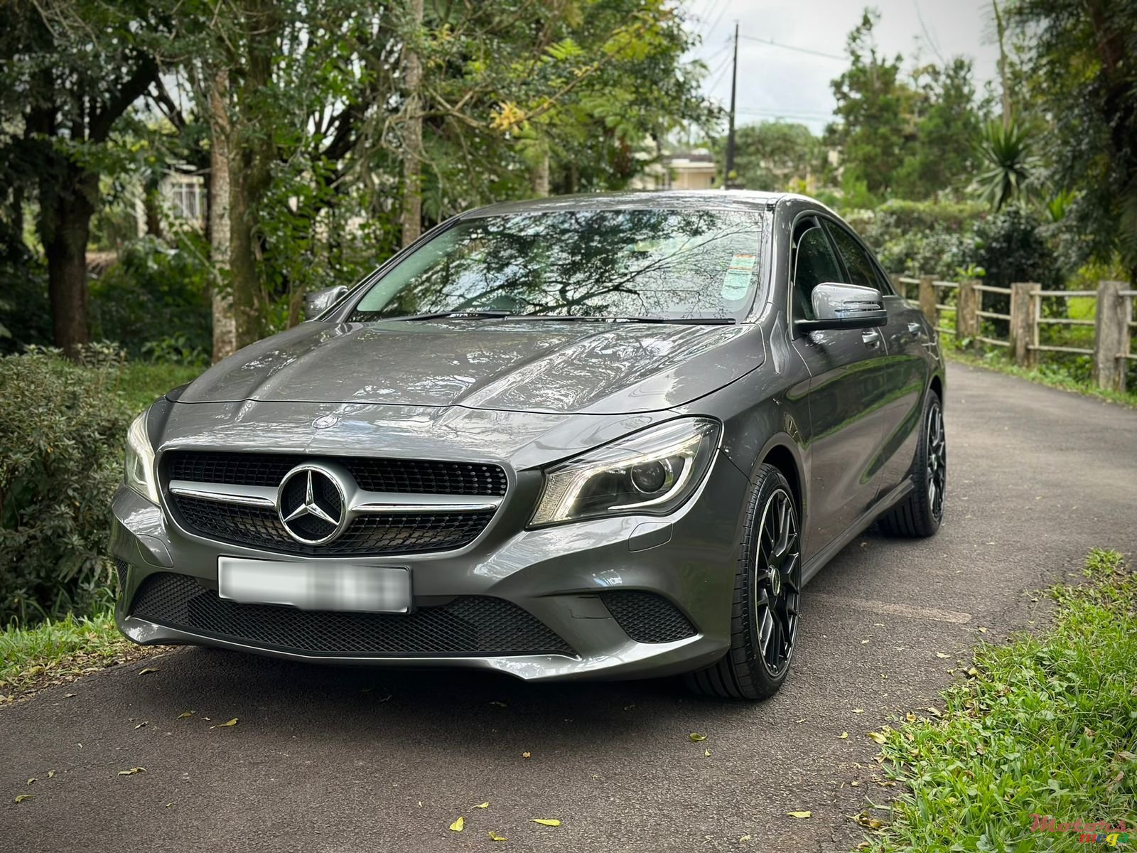 2015' Mercedes-Benz CLA 200 photo #1