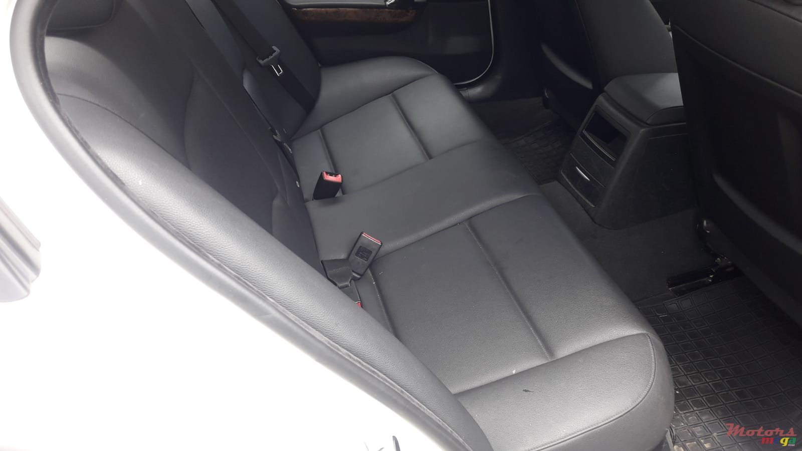 2007' BMW 320 photo #3