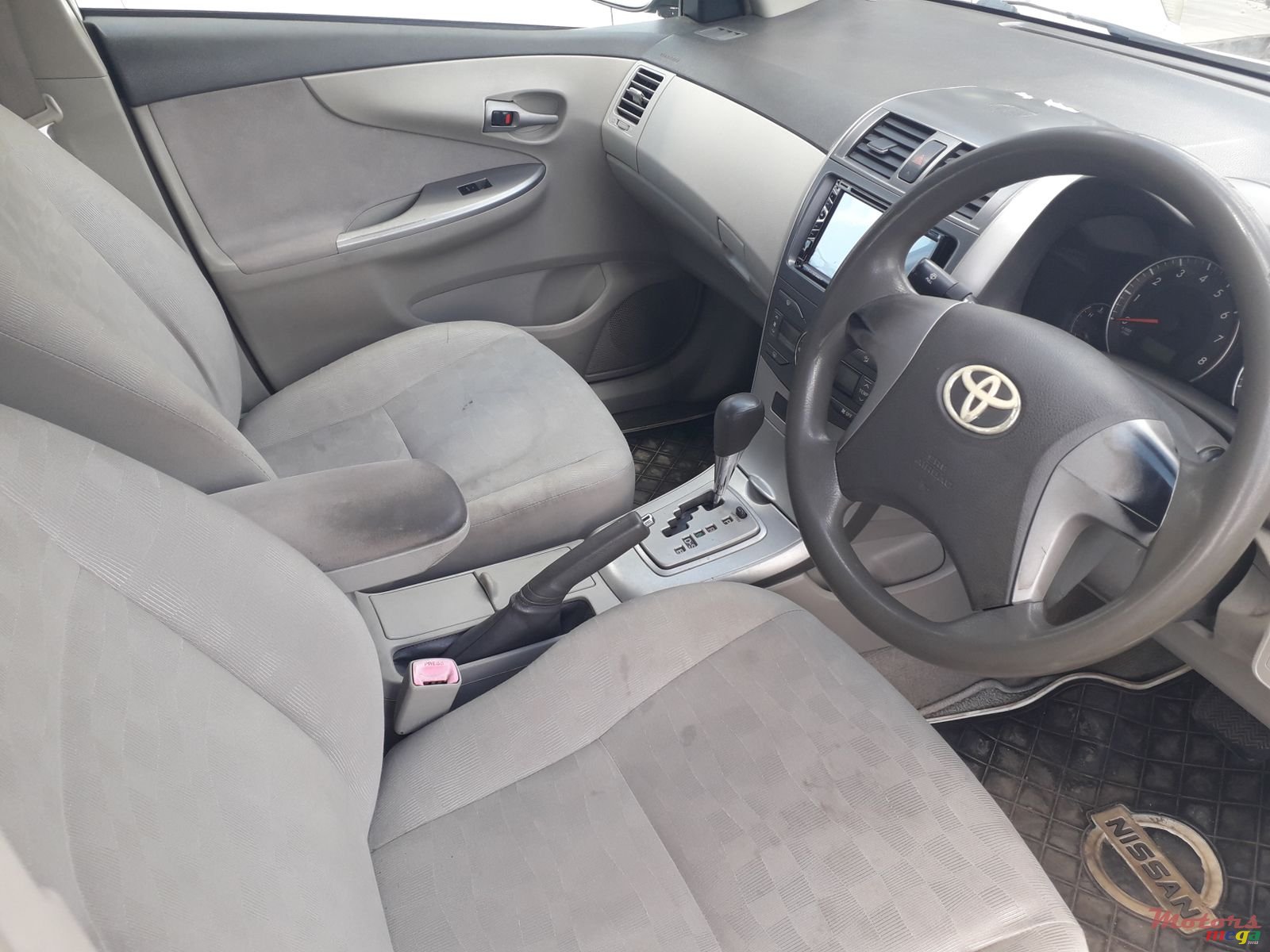 2009' Toyota Axio Automatic photo #3