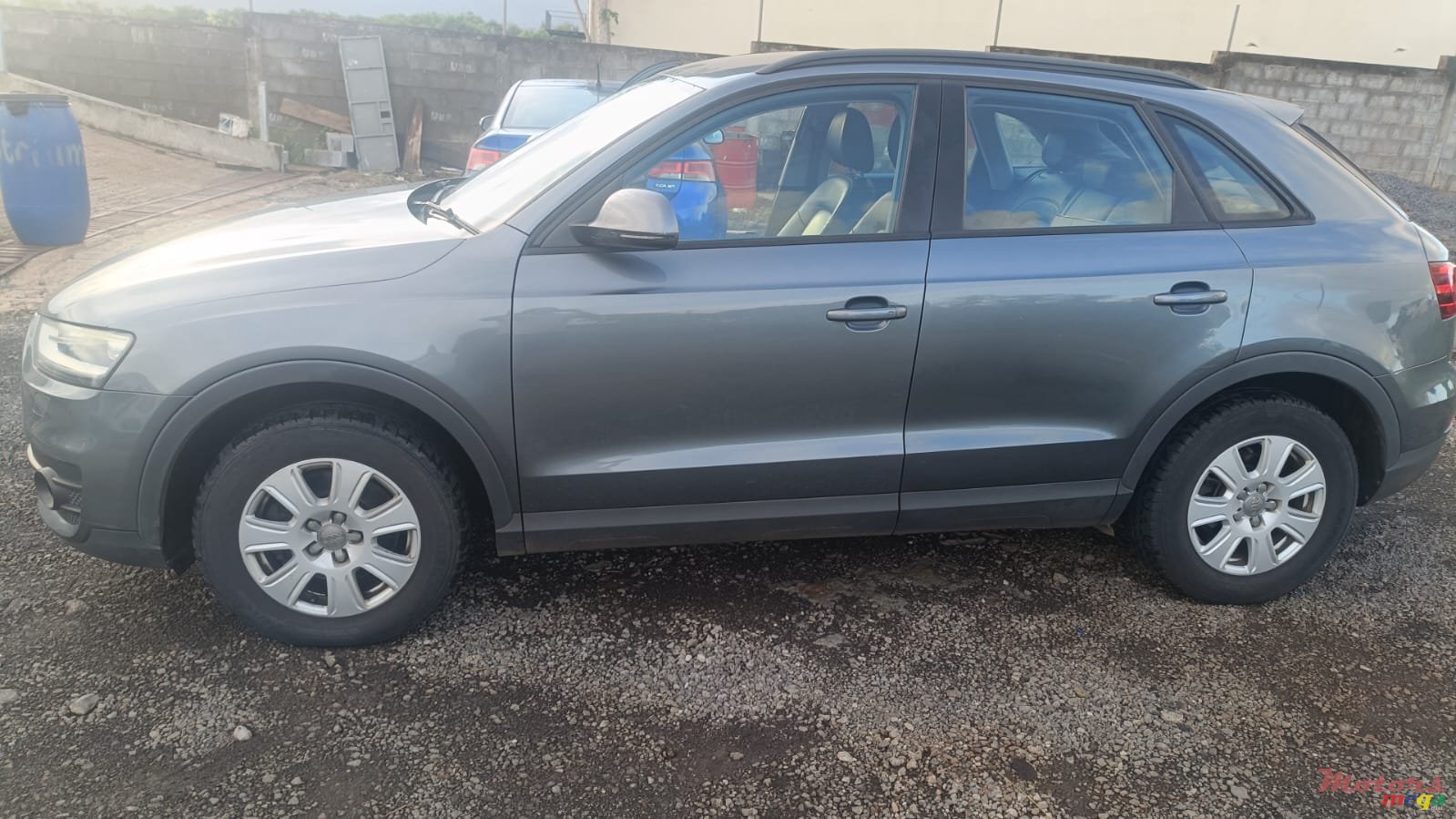 2013' Audi Q3 photo #3