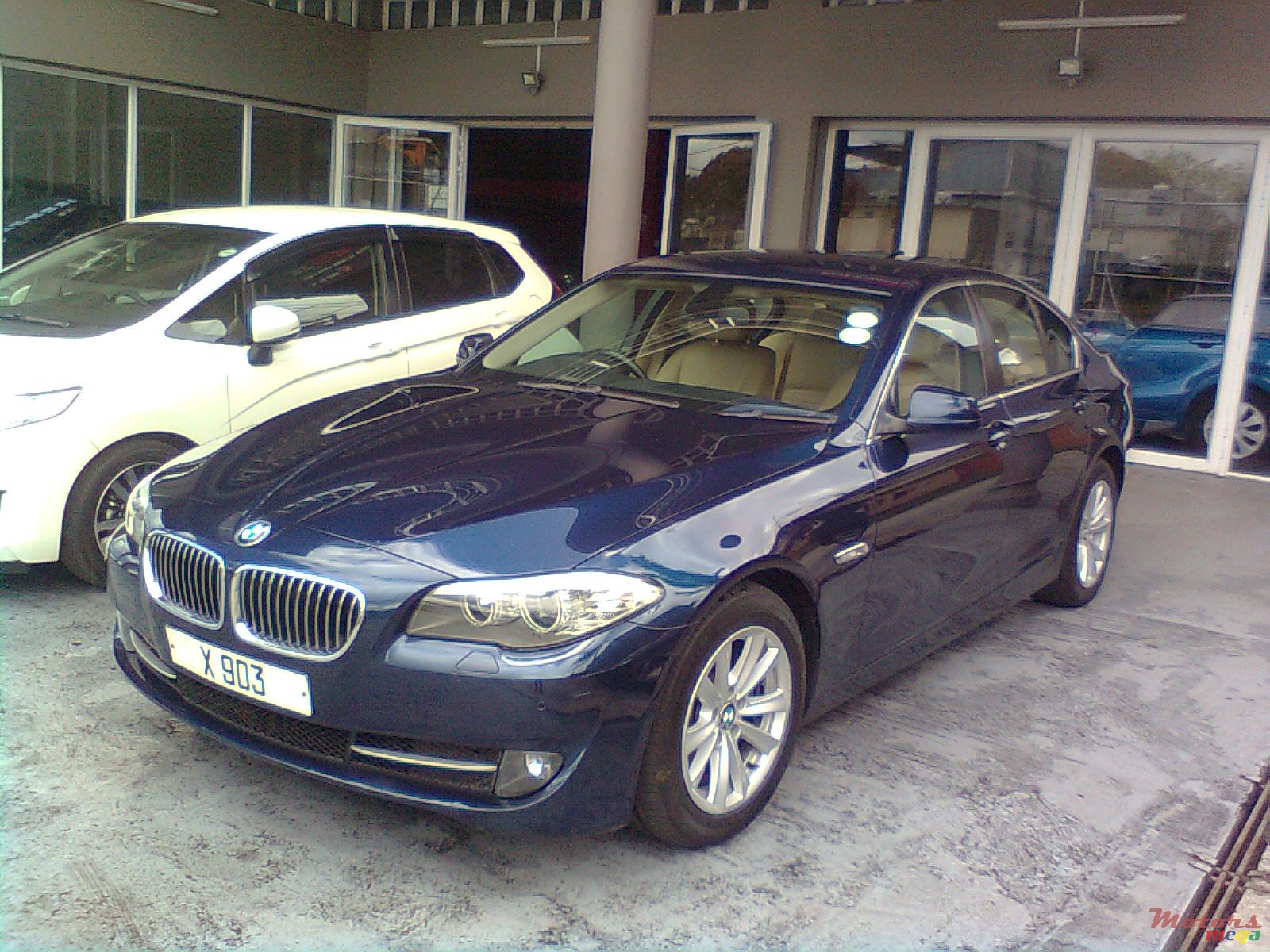 2010' BMW 520 photo #4