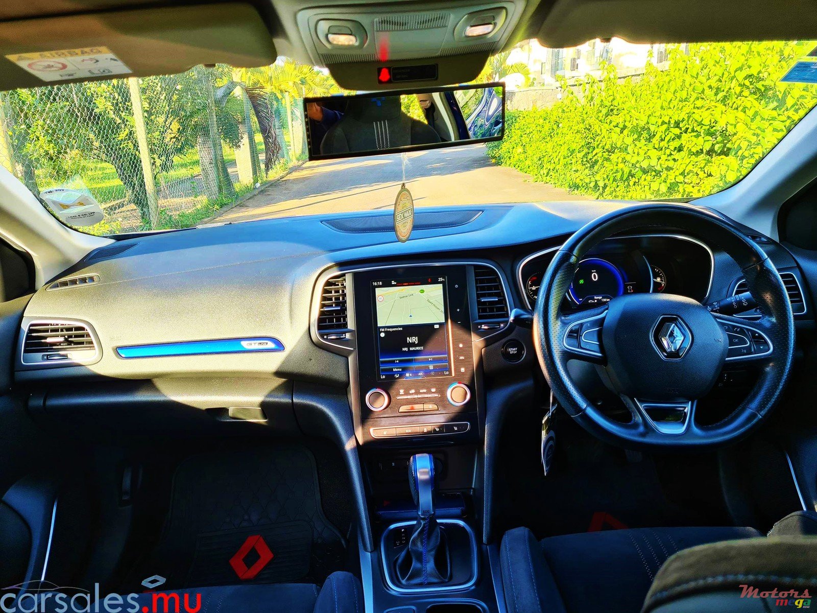 2017' Renault Megane 1.2 GT Line photo #6