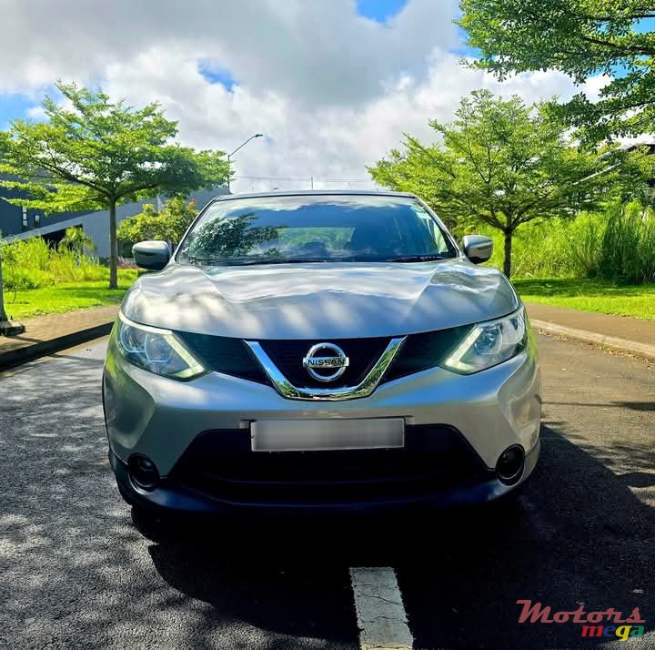 2017' Nissan Qashqai 1.2 Turbo photo #1