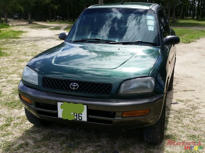 1996' Toyota RAV4 photo #1