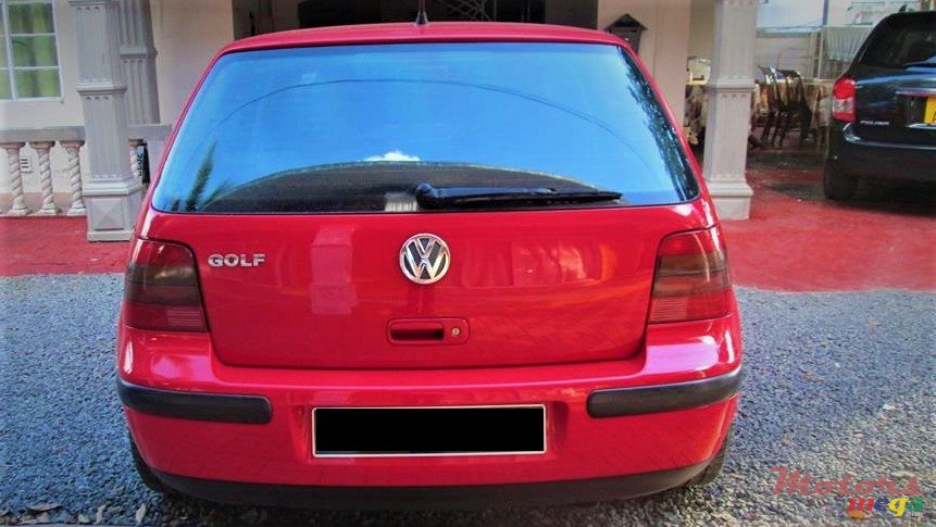 2004' Volkswagen Golf IV photo #4