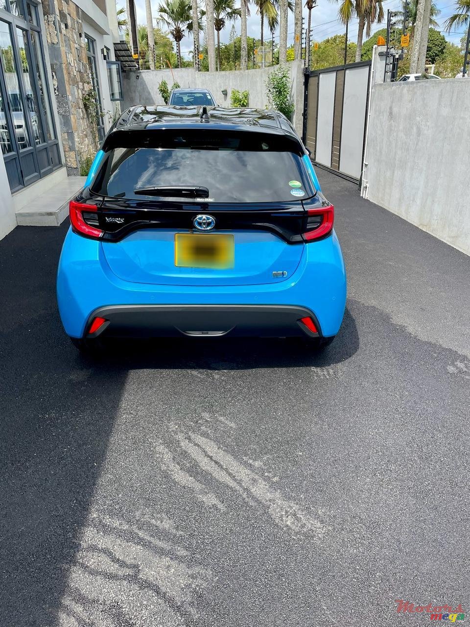 2020' Toyota Yaris photo #4