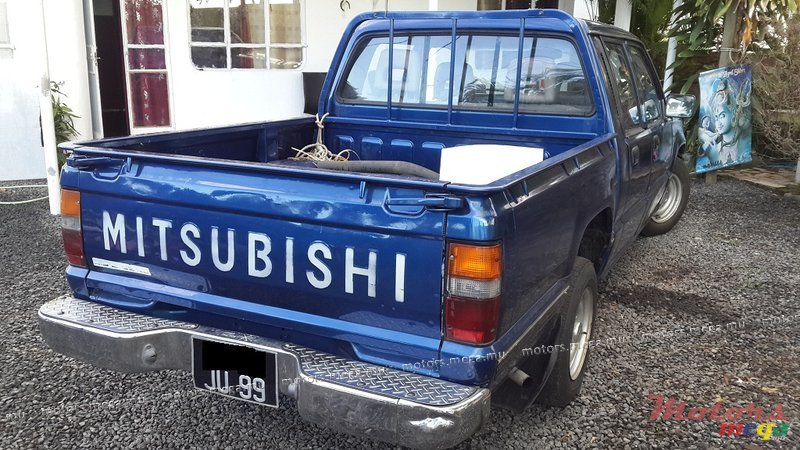 1999' Mitsubishi L200 photo #1