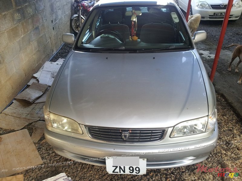 1999' Toyota photo #2