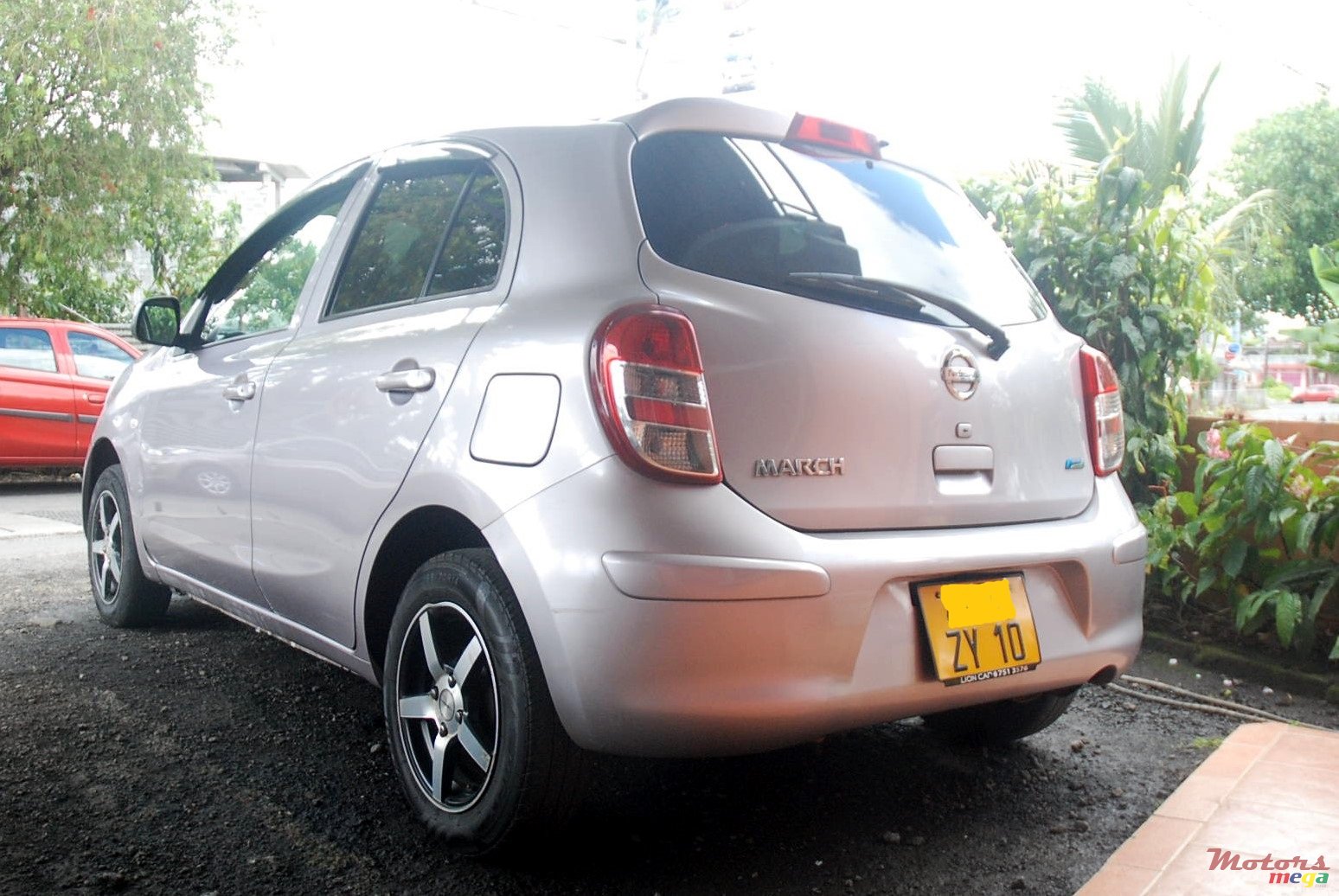 2010' Nissan March AK13 'G' photo #1