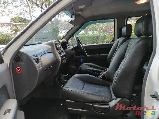 2014' Nissan Hardbody photo #2