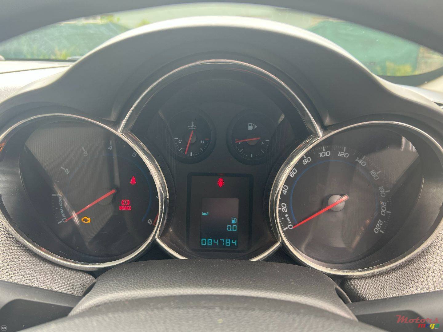 2011' Chevrolet Cruze LT photo #7