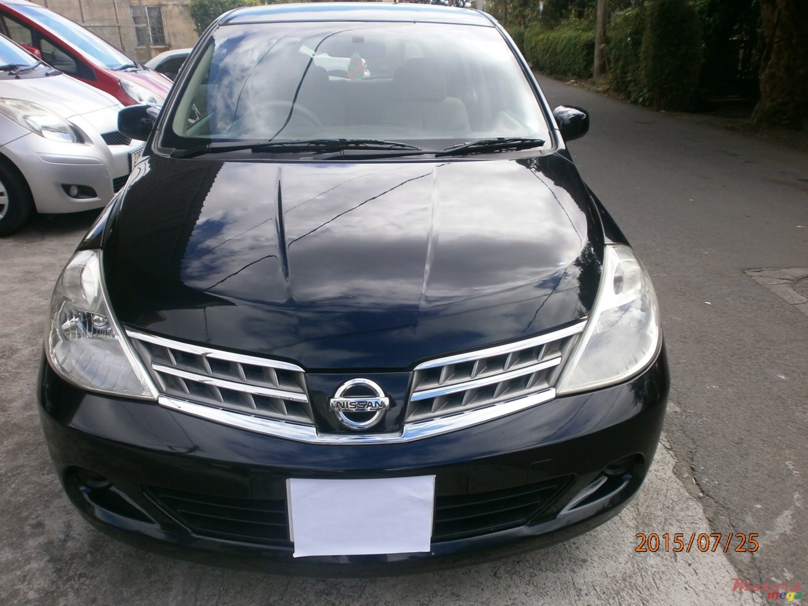 2010' Nissan Tiida Tiida photo #1