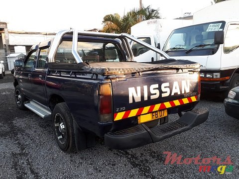 2007' Nissan Hardbody 4X2 photo #5