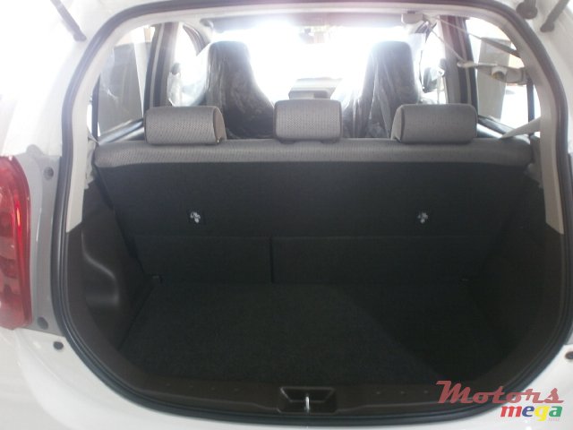 2015' Toyota passo photo #4