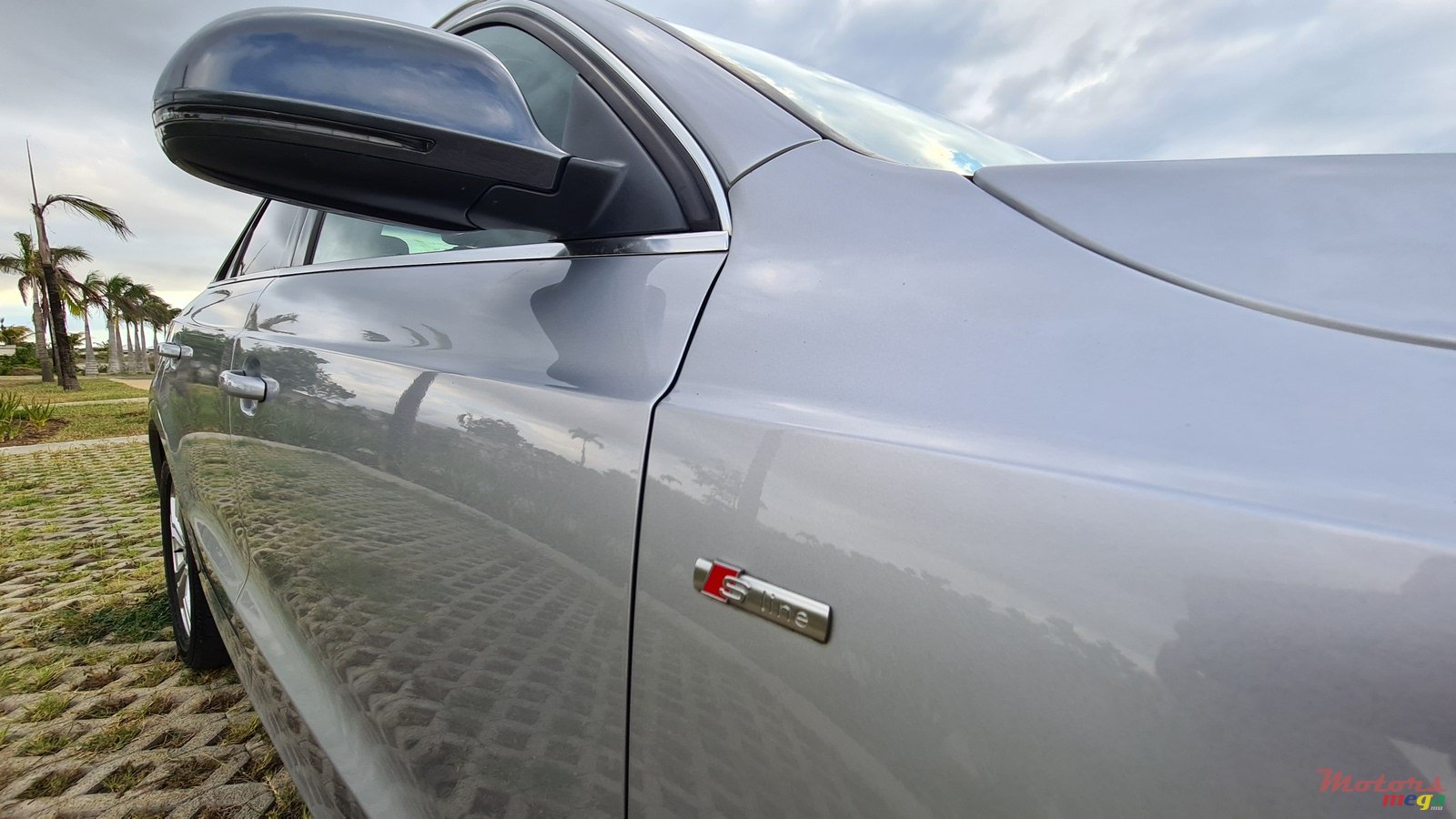 2019' Audi Q3 S-Line photo #4