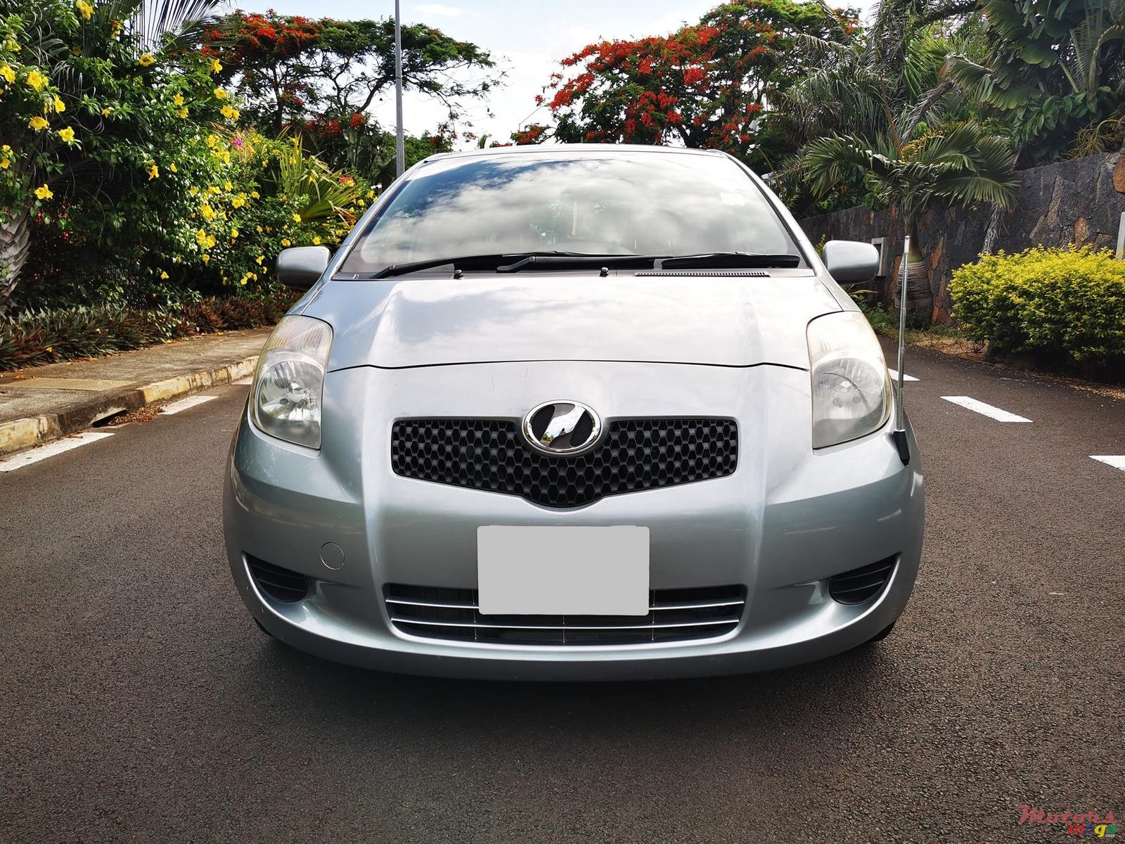 2006' Toyota Vitz 1.0L photo #1