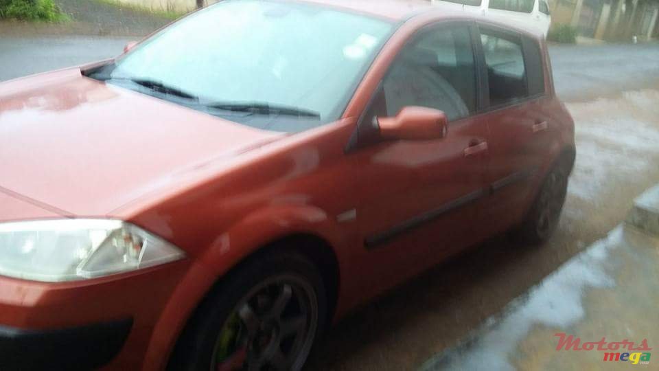 2003' Renault Megane photo #5