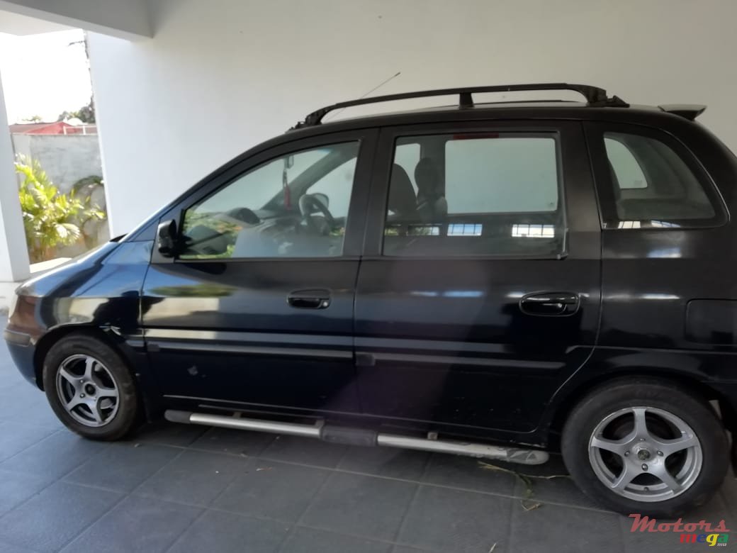 2003' Hyundai Matrix photo #3