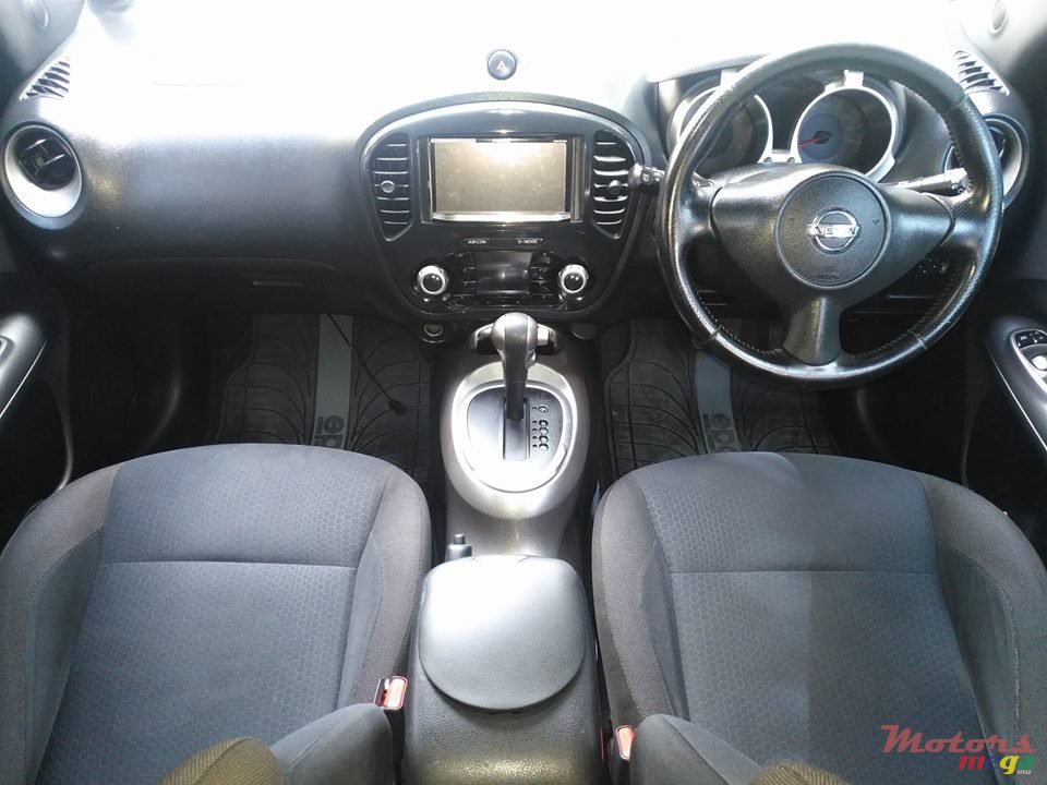 2011' Nissan Juke photo #5