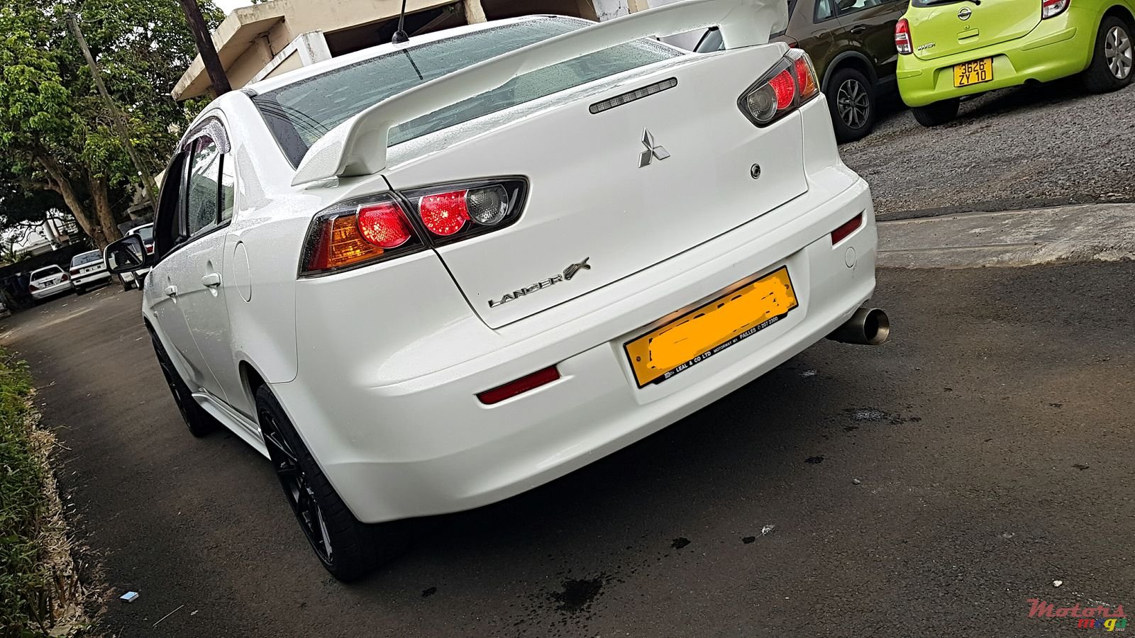 2010' Mitsubishi Lancer EX photo #7