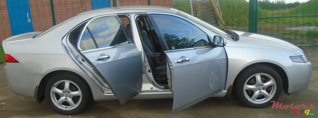 2005' Honda Accord photo #1