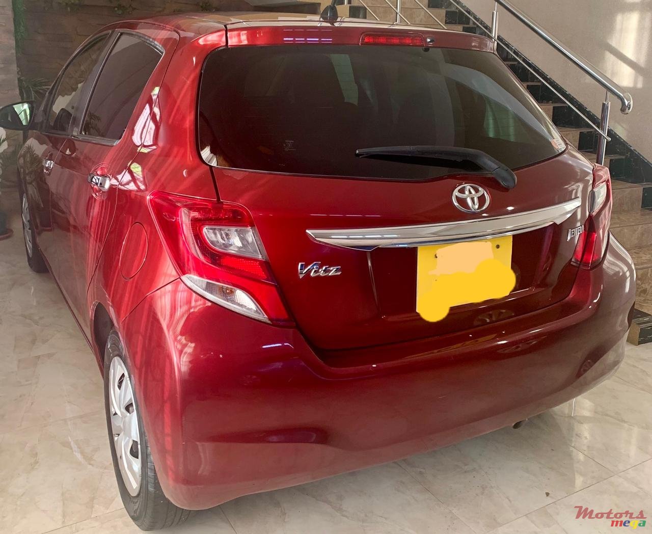 2015' Toyota Vitz photo #2