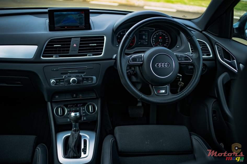 2019' Audi Q3 Sports line photo #6