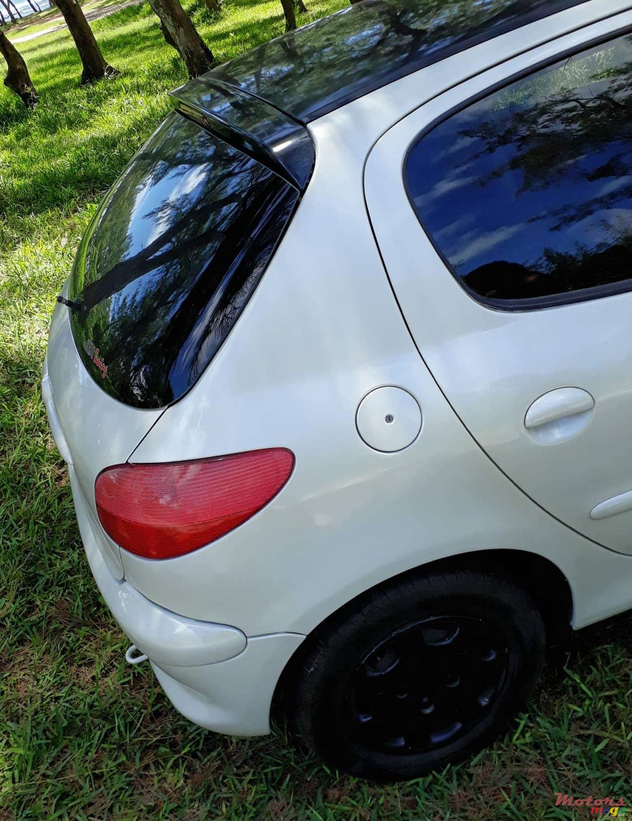 2000' Peugeot 206 photo #5