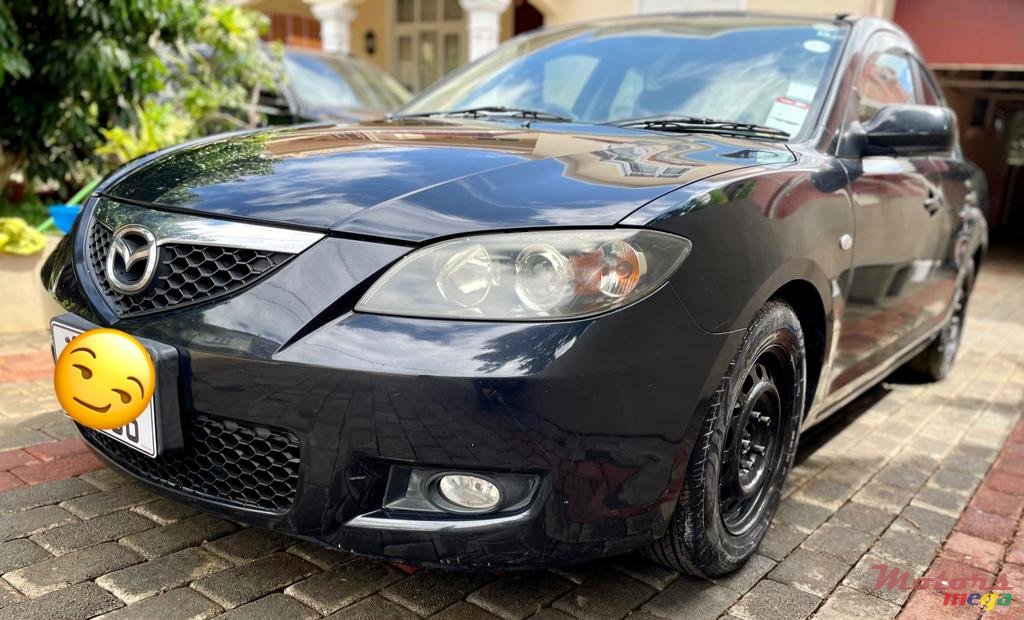 2006' Mazda Axela photo #1