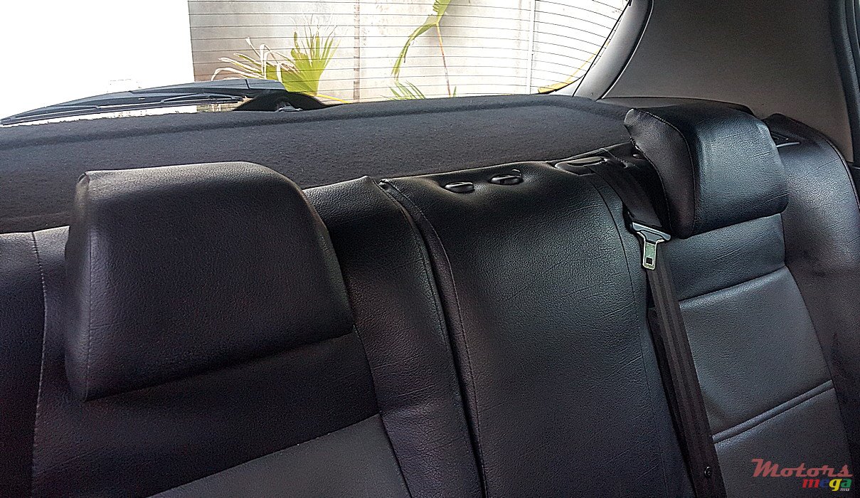 2002' Peugeot 307 photo #7