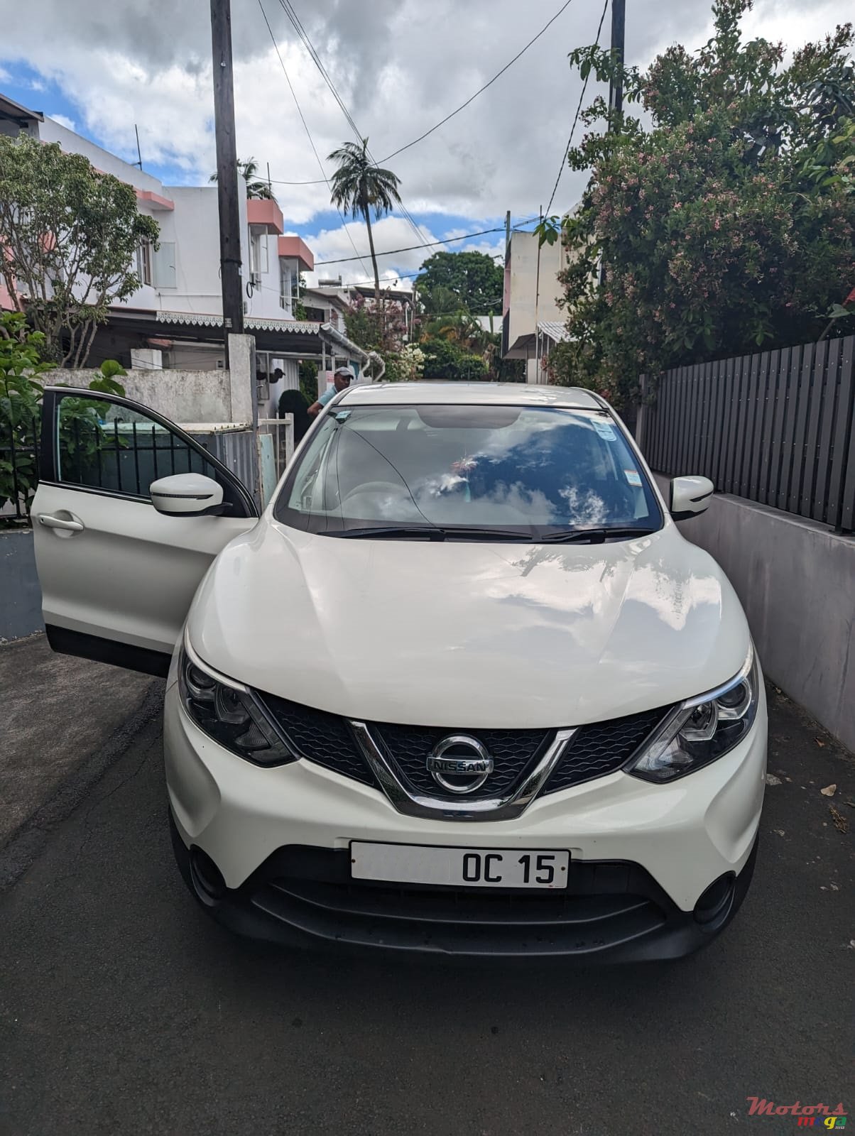 2015' Nissan Qashqai photo #1