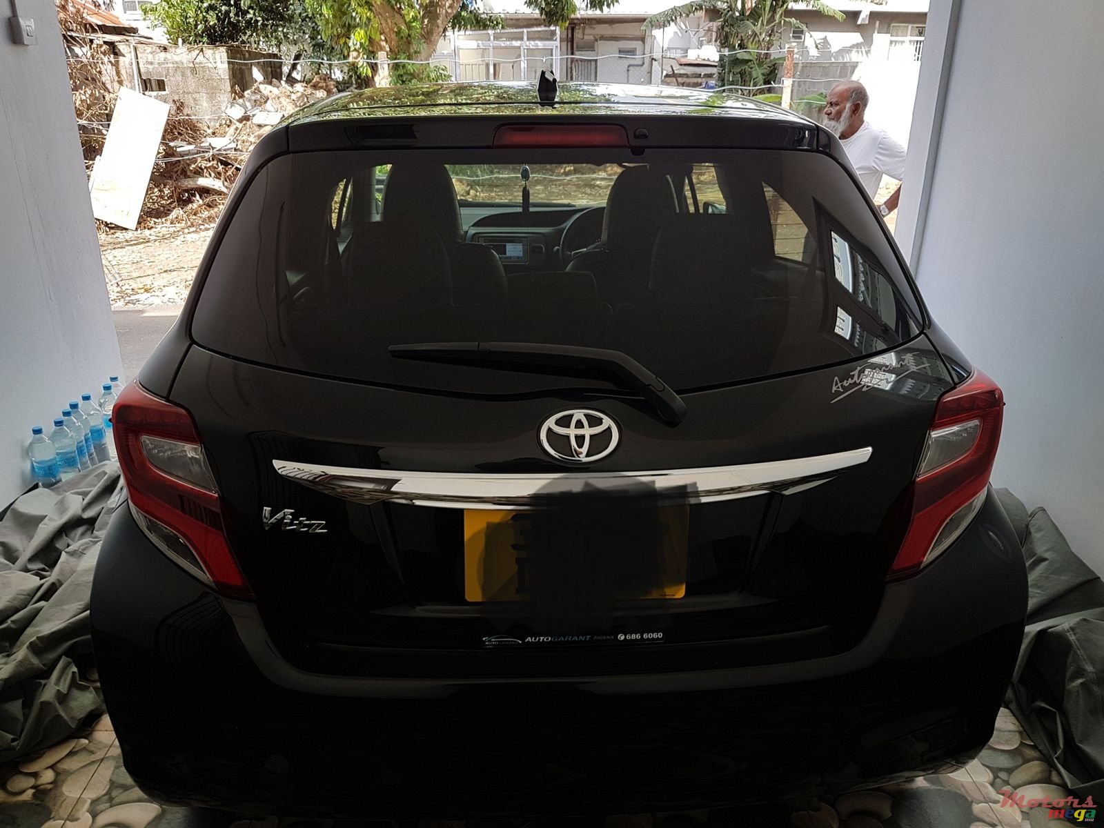 2014' Toyota Vitz photo #4