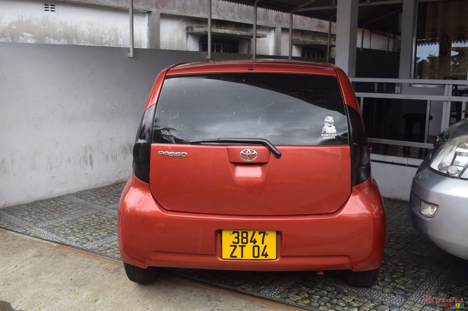 2004' Toyota Paseo Passo photo #2