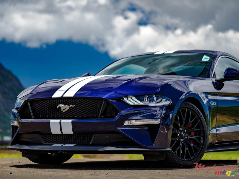 2019' Ford Mustang GT 5.0 V8 Premium Plus photo #1