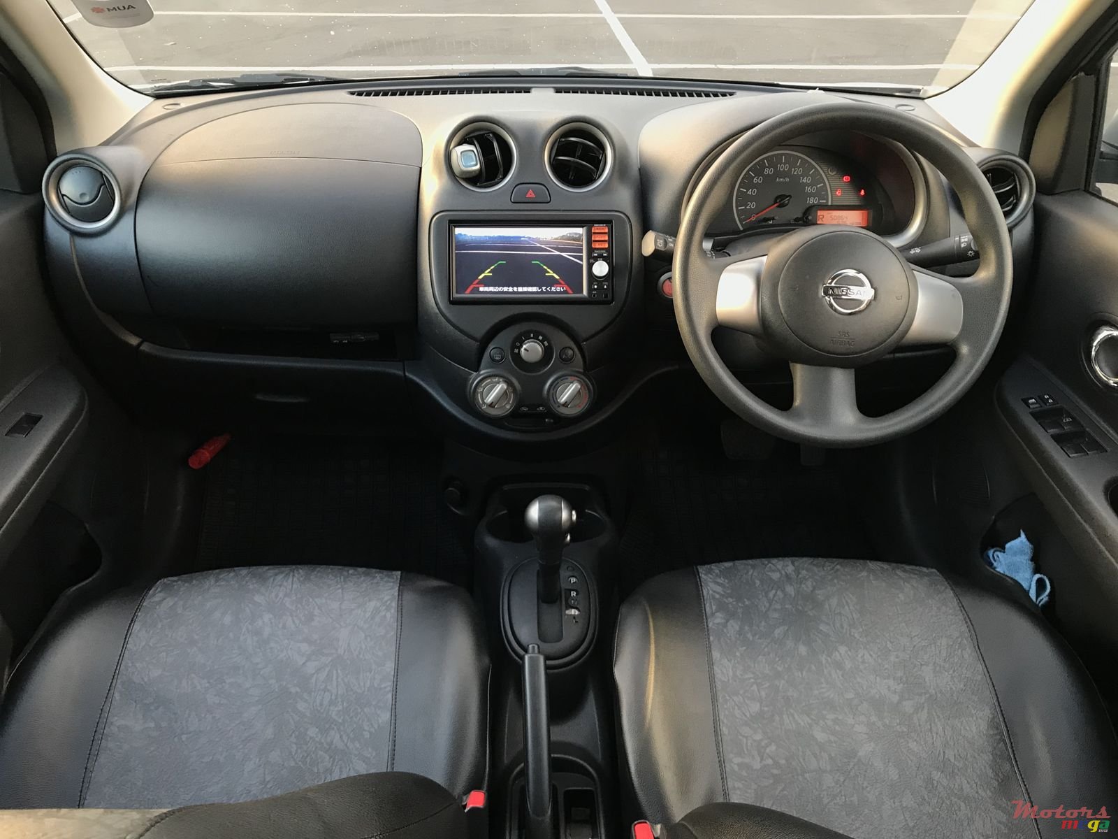 2013' Nissan March photo #7