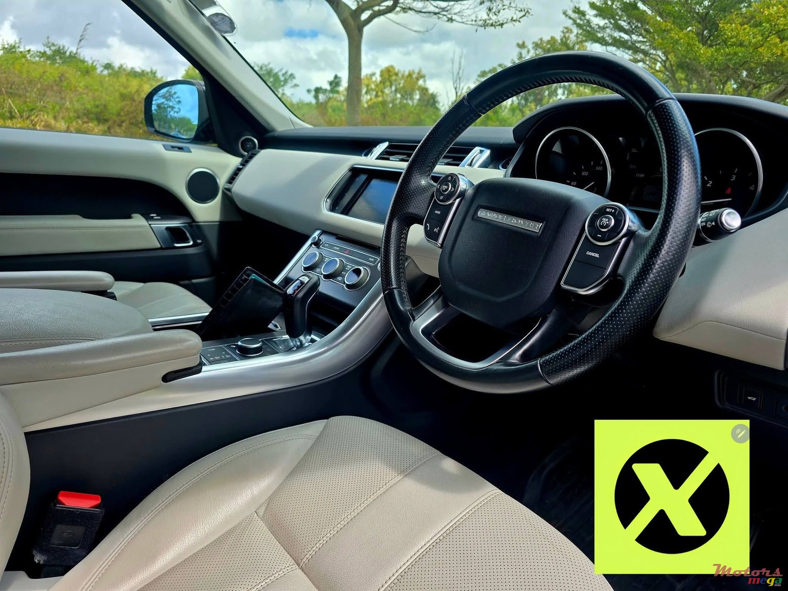 2017' Land Rover Range Rover photo #3