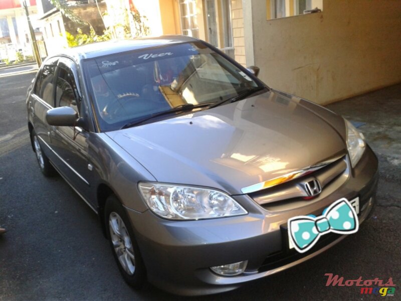 2005' Honda Civic photo #1