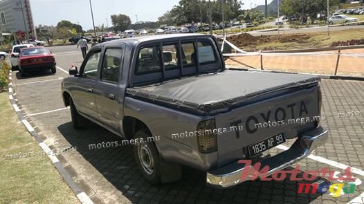 1999' Toyota 2x4 photo #2