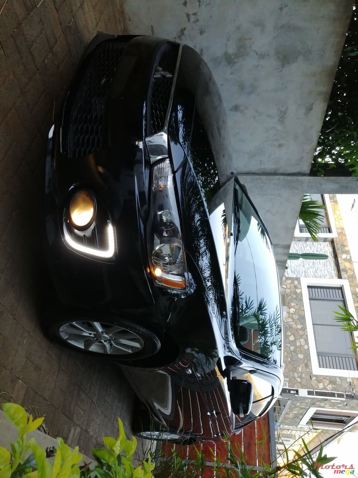 2016' Mitsubishi Lancer X photo #1