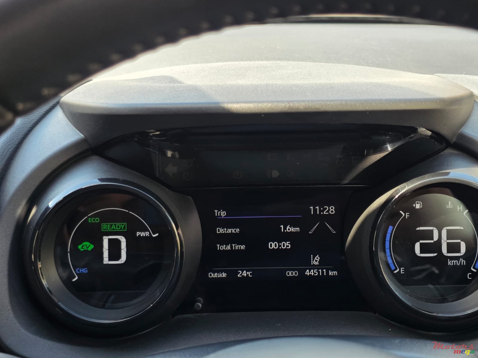 2021' Toyota Yaris photo #3