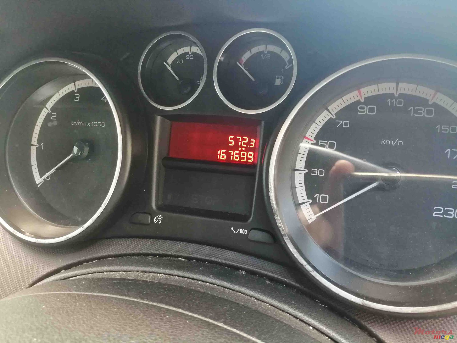 2008' Peugeot 308 photo #7