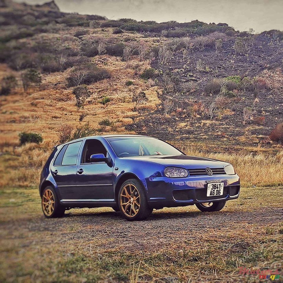 2006' Volkswagen Golf IV Front and rear bumper R32 photo #5
