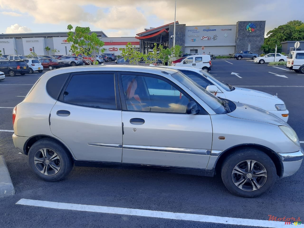 1999' Toyota No photo #1