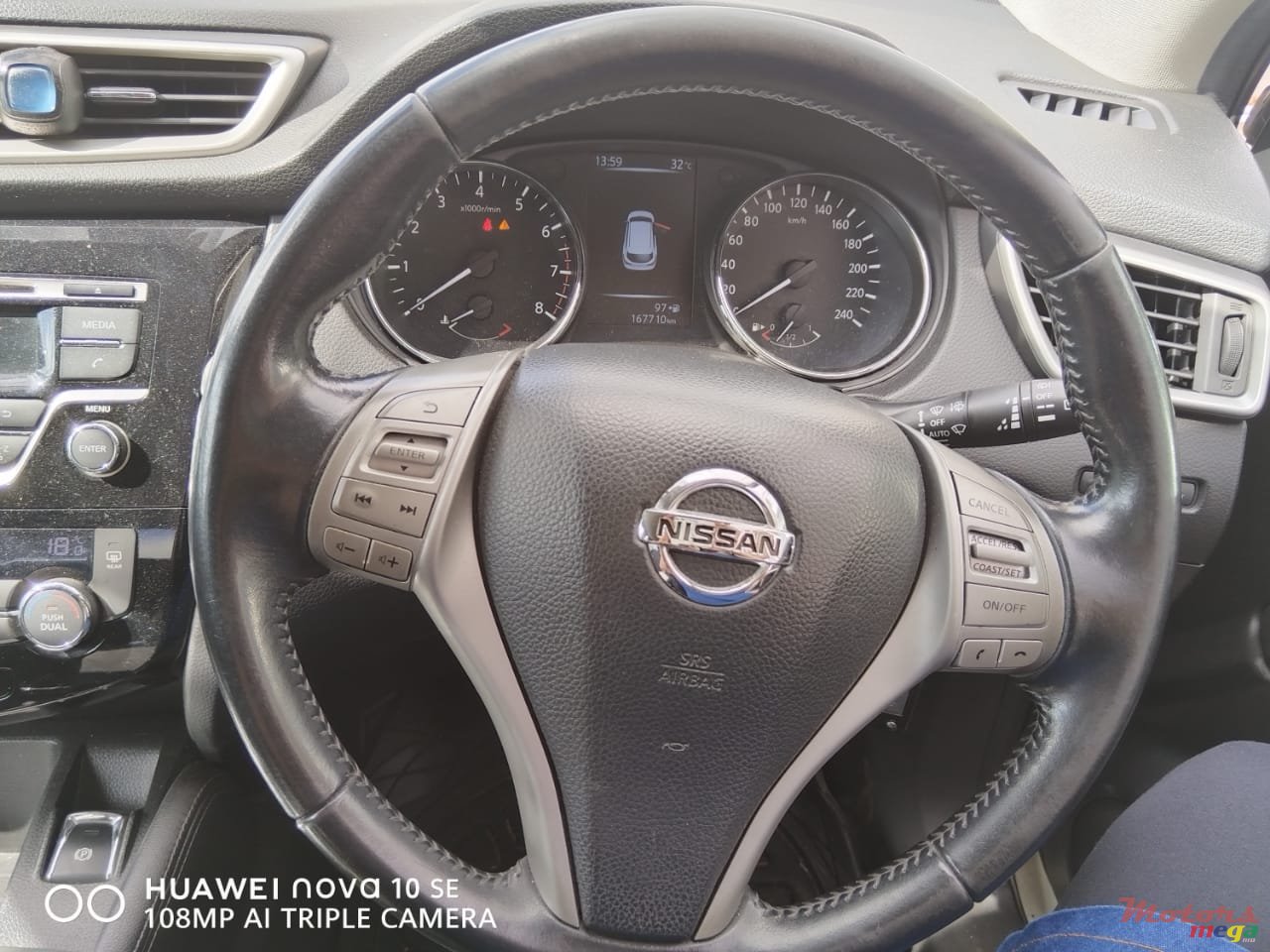 2015' Nissan Qashqai photo #3