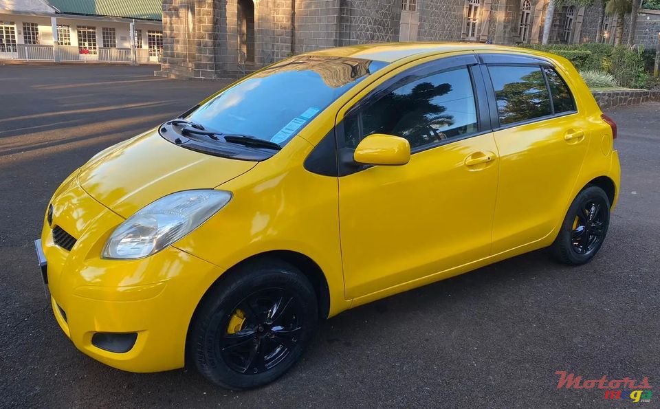 2008' Toyota Vitz KSP90 photo #4