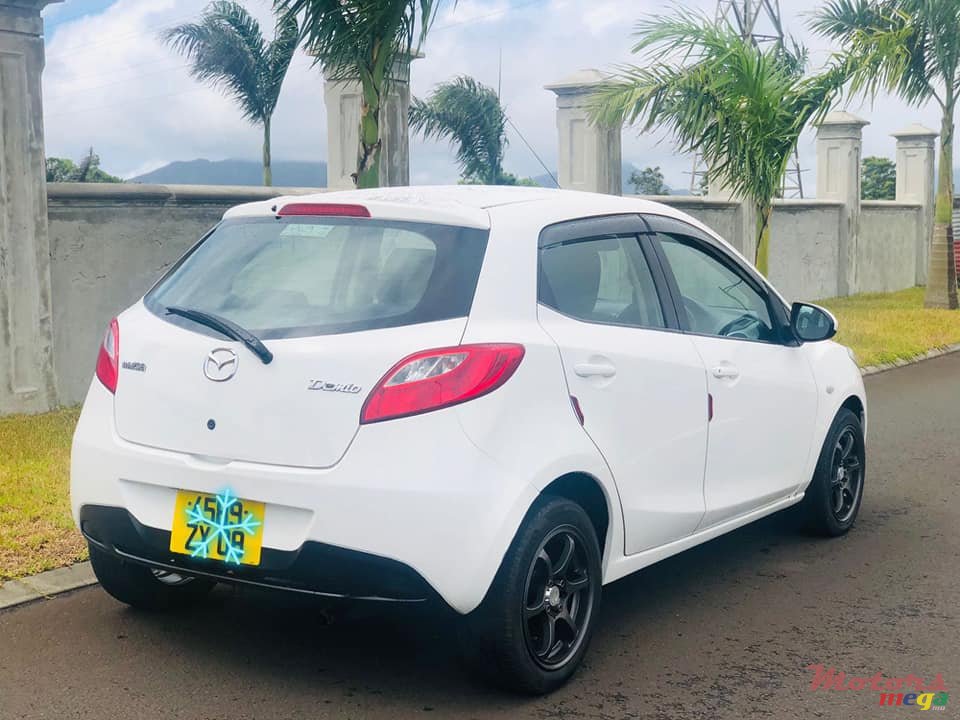 2008' Mazda Demio 1.3L AUTOMATIC photo #2