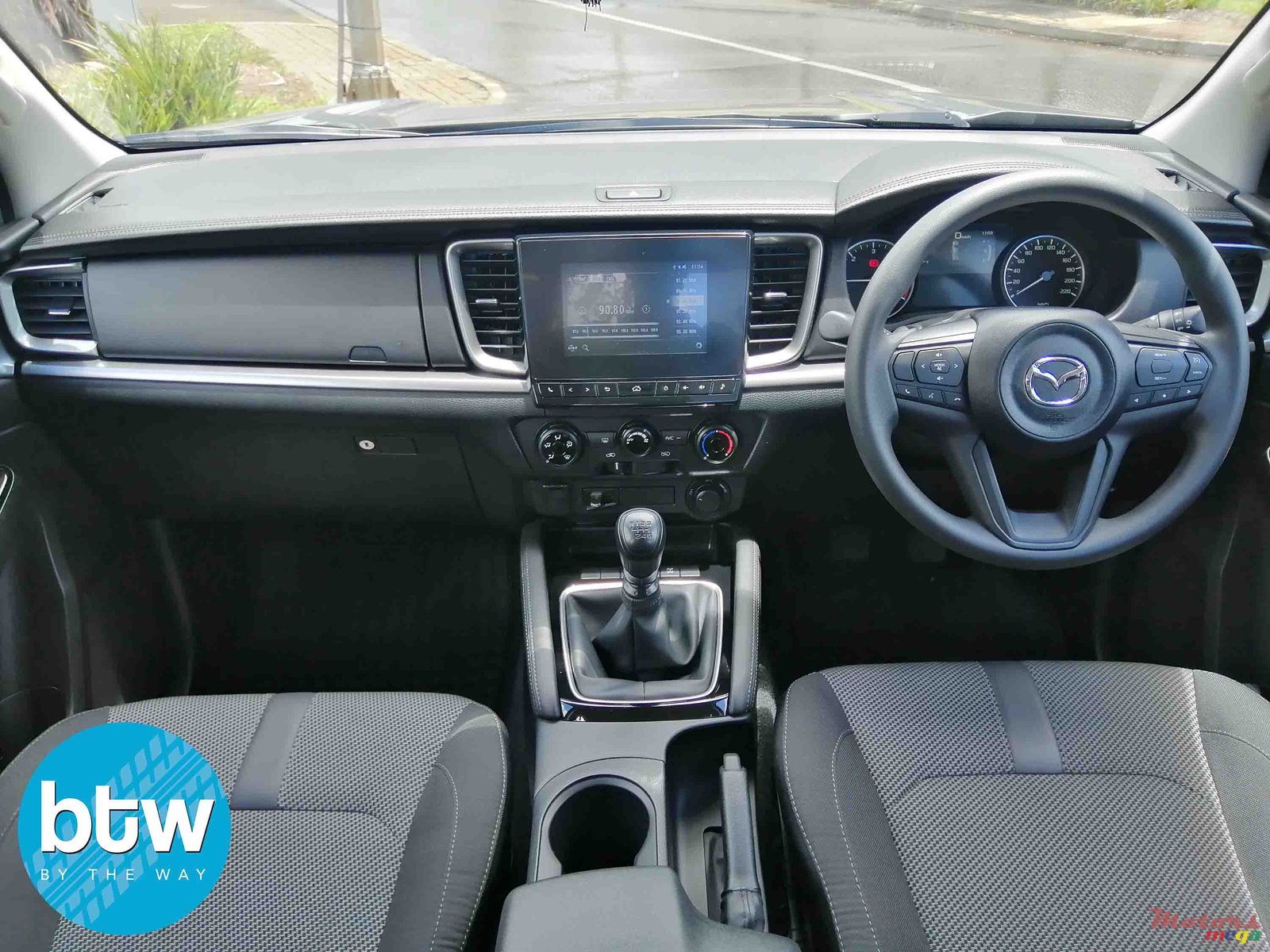 2021' Mazda BT50 photo #6